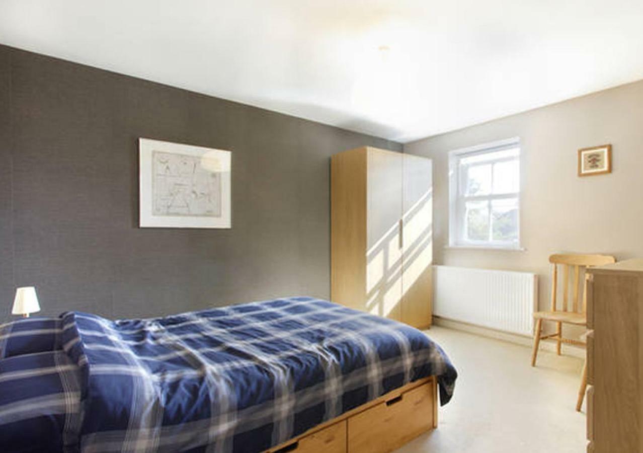 D&E Homestay Wallingford Eksteriør bilde