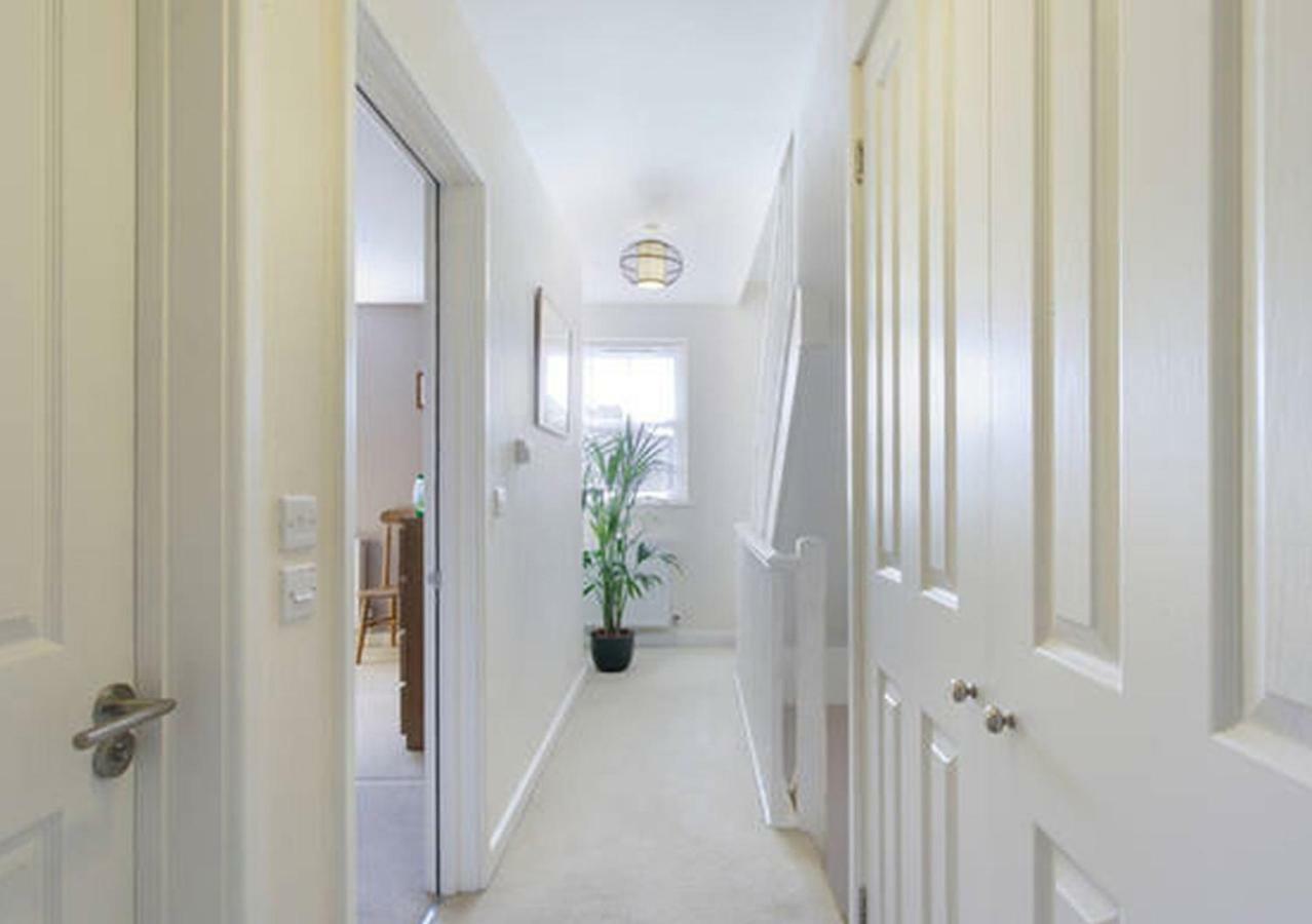 D&E Homestay Wallingford Eksteriør bilde